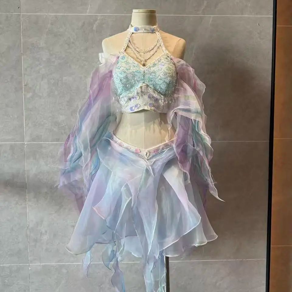 Anime cosplay schietkostuum ze - Aquarium & Marine Museum Kota Kinabalu recensie en prijs